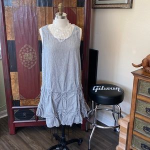 TULIP SHIFT DRESS